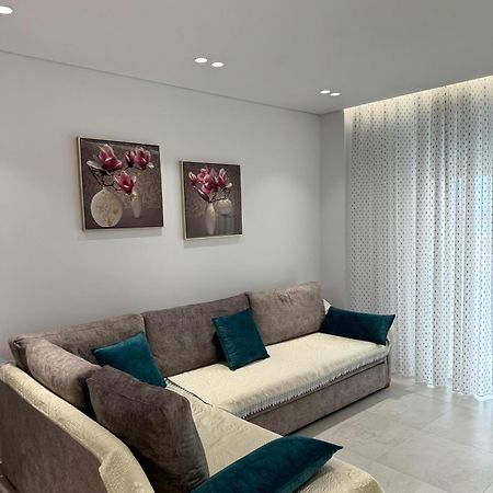 Alpha Lux Apartment Sarandë Eksteriør billede